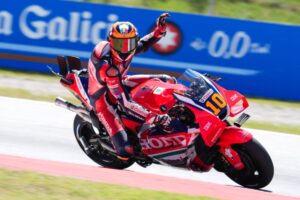 Honda HRC Castrol RC213V in azione durante la Sprint race del GP di Catalogna