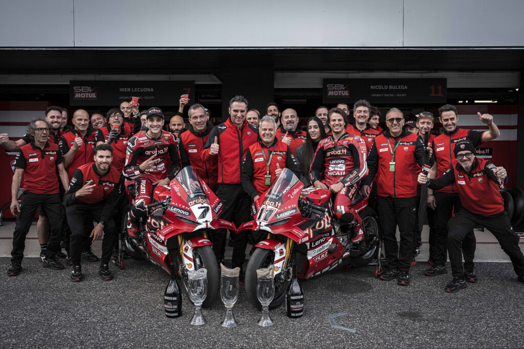 Nicolò Bulega con la Ducati Aruba.it Racing nel weekend di Most, vincitore di Gara-1
