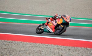 Gomme Pirelli per Moto2 e Moto3 impiegate al GP Catalogna, mescole soft e medium