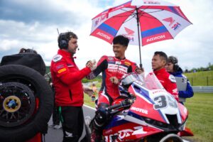 CBR Honda HRC in assetto Superbike, riferimento per il lavoro di set-up prima del test a Misano