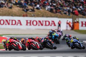 Joan Mir e Luca Marini con Honda HRC Castrol durante il GP di Catalogna MotoGP 2026 in rimonta