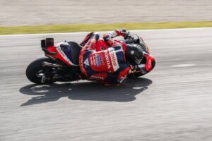 RC213V del team Honda HRC Castrol durante il test MotoGP di Barcellona