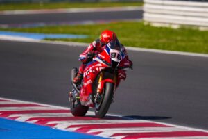 CBR1000RR-R del team Honda HRC durante i test a Misano per sviluppo e rientro di Dixon