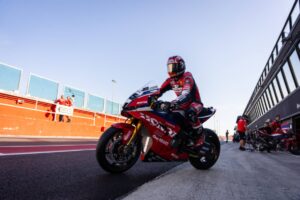 Team Honda HRC e CBR1000RR-R in prova a Misano durante i test per lo sviluppo della Fireblade.