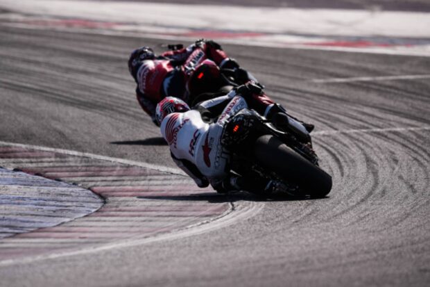 Honda HRC in pista a Misano con la CBR1000RR-R durante i test e il rientro di Jake Dixon