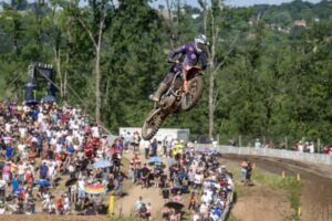 Jeffrey Herlings, pilota Honda HRC PETRONAS, protagonista della qualifica del MXGP di Francia