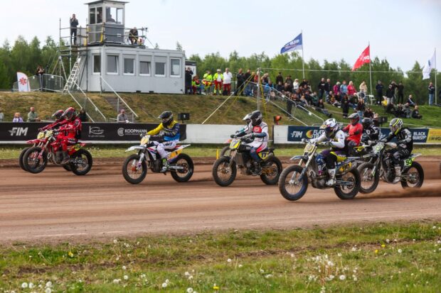 Piloti e moto del Mondiale Flat Track 2026 a Terenzano