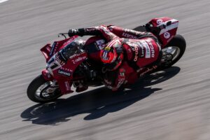 WorldSBK Aragon: libere con Ducati in testa e asfalto oltre i 50 °C