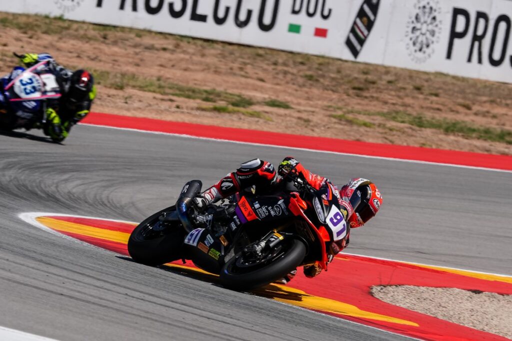 Sessioni libere WorldSBK Aragon a MotorLand con Ducati Panigale V4 R protagoniste