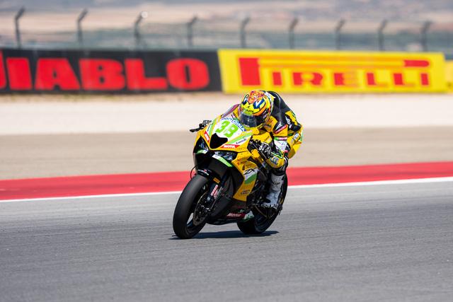 Gamma Pirelli WorldSBK 2026 con SCX e SC0 per asfalto caldo e prestazioni in Superbike