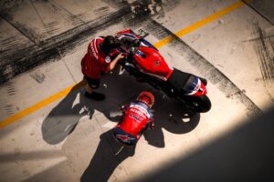 Honda HRC a MotorLand Aragón con la CBR in configurazione Superbike durante il round WorldSBK