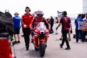 Team Honda HRC con la CBR al Round di Aragón WorldSBK 2026: debutto Dixon e rimonta di Chantra