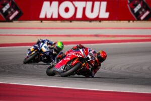 Piloti Honda HRC in pista a MotorLand Aragón durante il Round WorldSBK 2026