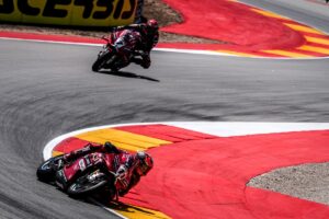 Nicolo Bulega su Ducati Aruba.it Racing al MotorLand Aragon, pole e vittoria nel Round WorldSBK