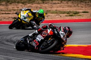 Nicolo Bulega su Ducati al MotorLand Aragon dopo la pole e la vittoria nel Round WorldSBK