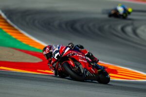 Somkiat Chantra su Honda HRC CBR1000RR-R durante il weekend WorldSBK a MotorLand Aragón
