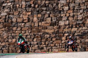 Nicolo Bulega con la Ducati al MotorLand Aragon durante il round WorldSBK