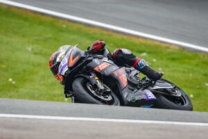 aprilia-rs-660-doppietta-oulton-park_4.jpg