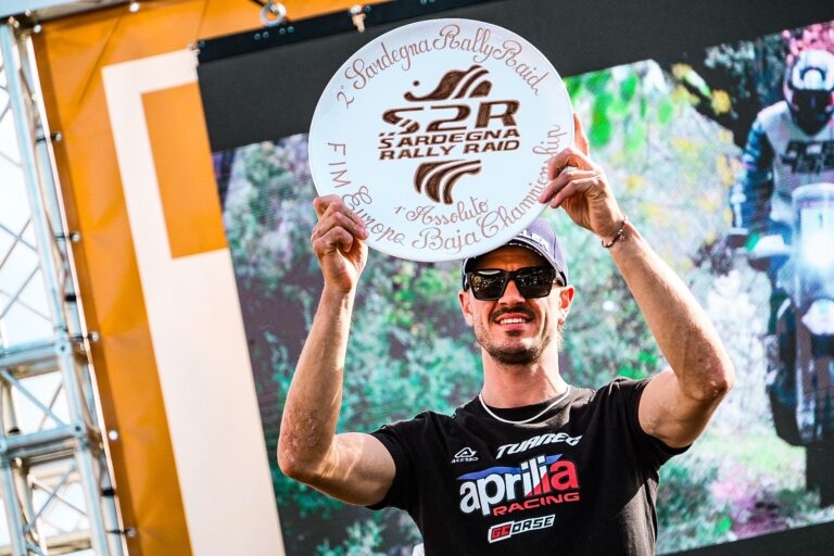 Aprilia Tuareg Rally, vittoria in Sardegna con una moto di serie