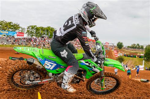 Courtney Duncan in gara nel WMX con la Kawasaki KX250 al GP di Teutschenthal