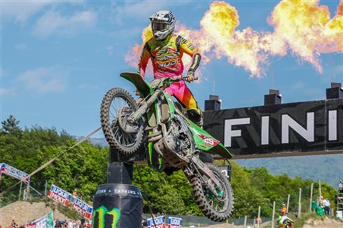 Francisco Garcia, leader EMX250 2025 e pilota del team Bud Racing Kawasaki