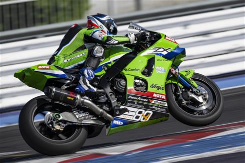 Garrett Gerloff con la Kawasaki Ninja ZX-10RR durante il test WorldSBK a Misano