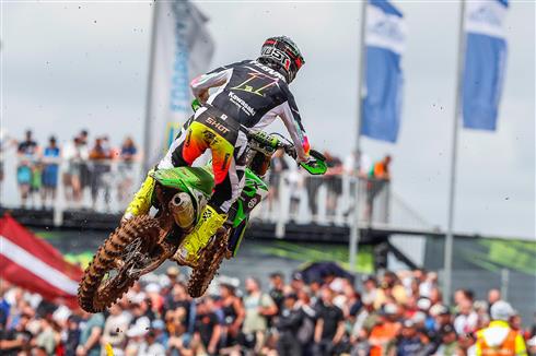 Romain Febvre in azione al MXGP Teutschenthal con il Kawasaki Racing Team