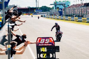 sprint-motogp-le-mans-aprilia-doppietta_2.jpg