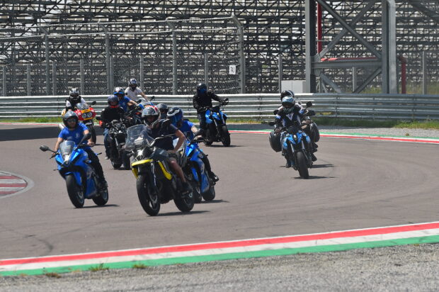 suzuki-tester-day-experience-debutto-sold-out-cremona_12.jpg
