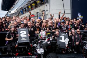 tripletta-aprilia-le-mans_2.jpg