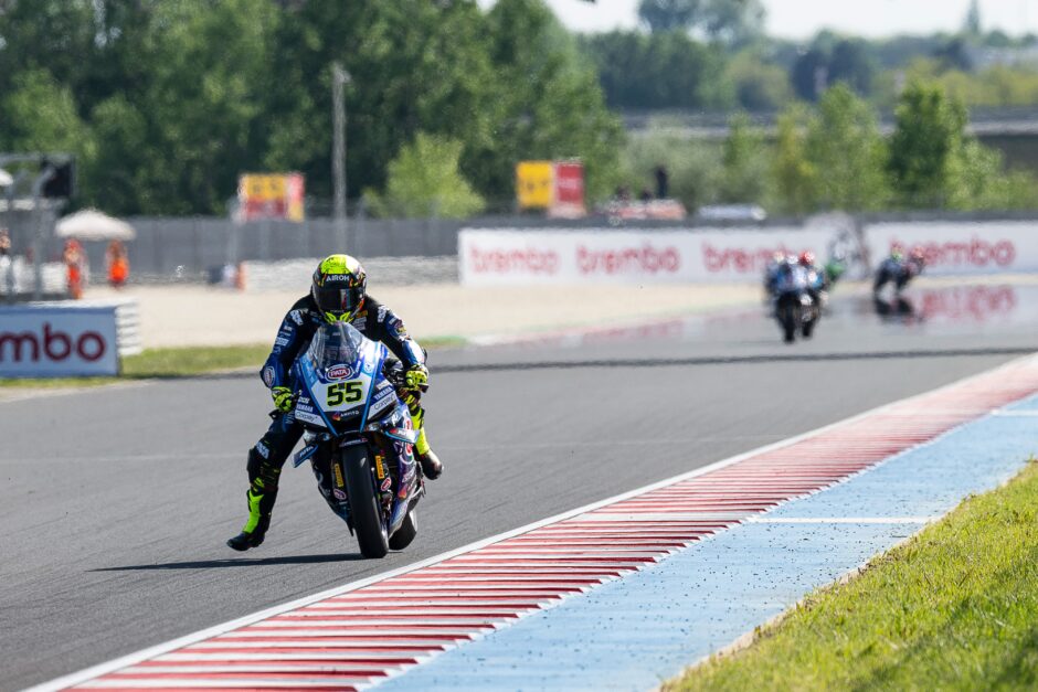 Pata Maxus Yamaha in gara al circuito di Balaton Park durante la tappa WorldSBK