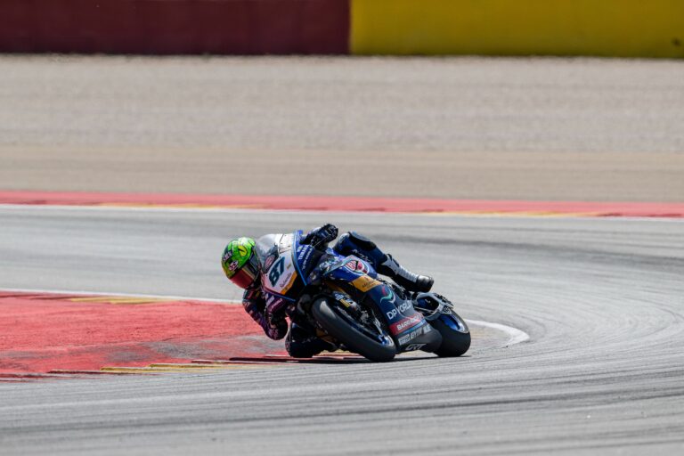 Yamaha GYTR R1 del GRT WorldSBK Team in pista a MotorLand Aragón