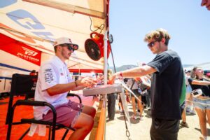 Hunter Lawrence con la Honda CRF450RWE dopo la doppietta a Fox Raceway nell'AMA Pro Motocross