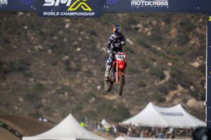 Hunter Lawrence con la CRF450RWE al Fox Raceway durante l'apertura AMA Pro Motocross