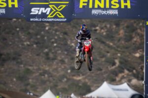 Hunter Lawrence a Fox Raceway nell'apertura AMA Pro Motocross con la CRF450RWE