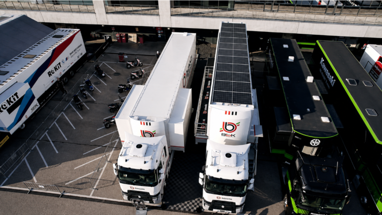 WorldSBK, il team bimota Kawasaki spinge sull’energia solare nel paddock