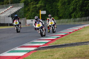 Honda CBR600RR della Pro Honda CBR600RR Cup in pista a Imola
