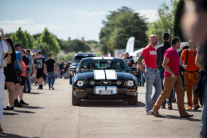 Vetture americane in raduno alla US Car Reunion Lignano, modelli d'epoca e moderni