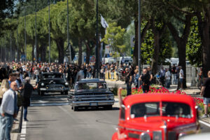 Vetture americane alla US Car Reunion Lignano: muscle car, pick up e auto d'epoca