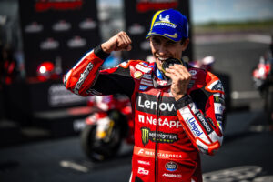 Marc Marquez con la Ducati Lenovo durante la Sprint MotoGP al Balaton Park