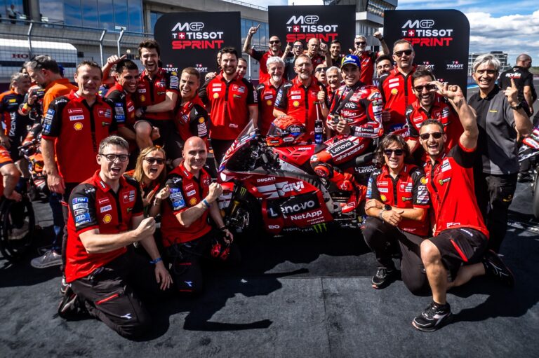 Marquez domina la Sprint MotoGP al Balaton Park, Bagnaia solo nono