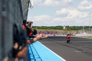 Luca Marini in sella alla Honda RC213V durante il GP d'Ungheria, quinto posto