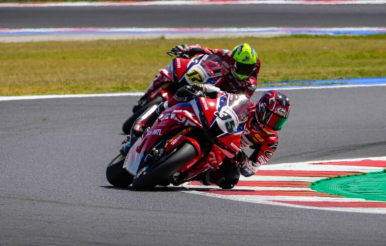 WorldSBK Misano, Honda HRC: Chantra a punti, Vickers non molla