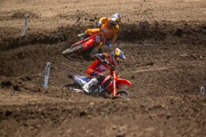 Celebrazione Honda HRC Progressive per la doppietta a Thunder Valley con Jett Lawrence e Jo Shimoda