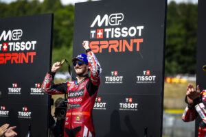 Francesco Bagnaia vincitore della Sprint MotoGP di Brno con il Ducati Lenovo Team