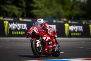 Marc Márquez vittorioso a Brno con il Ducati Lenovo Team nel MotoGP Brno