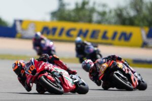 Honda RC213V del team Honda HRC Castrol in pista a Brno