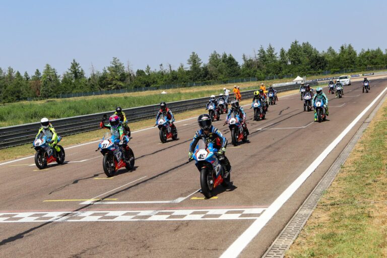 CIV Junior Modena 2026, spettacolo e debutto per la GP-7 Junior