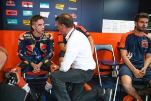Pneumatici Pirelli durante il test MotoGP 2027 a Brno con piloti titolari