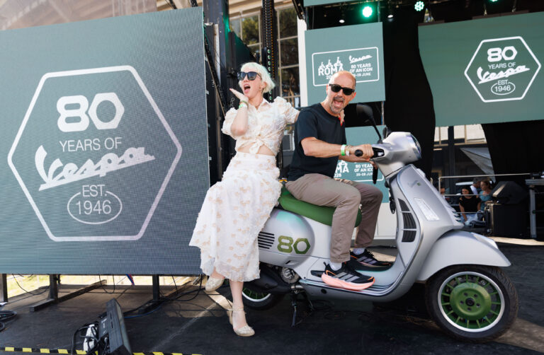 Roma celebra gli 80 anni di Vespa con Vespa Roma 2026